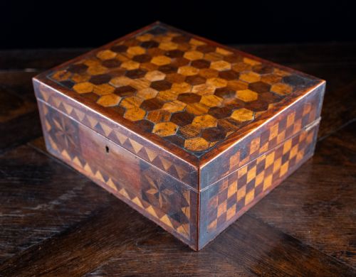 19TH CENTURY PRIMITIVE PARQUETRY WRITING SLOPE - ADDITIONAL PHOTO 3