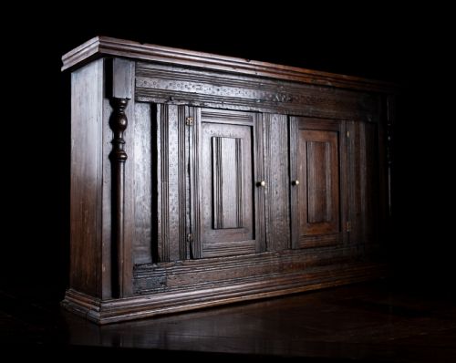 LARGE 18TH CENTURY OAK WALL CUPBOARD - ADDITIONAL PHOTO 4