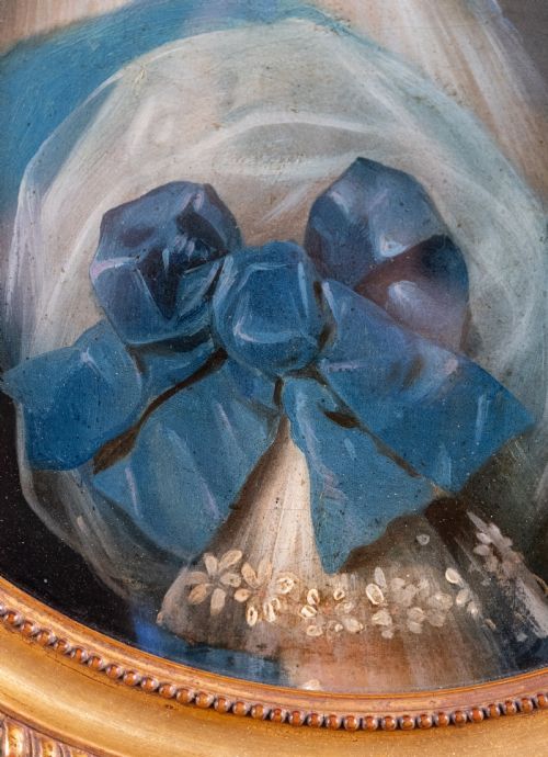 19TH CENTURY OVAL PORTRAIT OF A GIRL IN BLUE OIL ON CANVAS - ADDITIONAL PHOTO 3