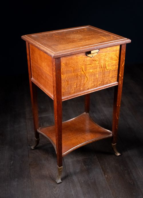 ARTS CRAFTS OAK BRASS WORK TABLE - ADDITIONAL PHOTO 2