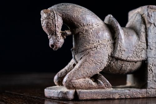CARVED WOODEN HORSE ARCHITECTURAL ELEMENT - ADDITIONAL PHOTO 2