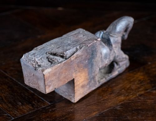 CARVED WOODEN HORSE ARCHITECTURAL ELEMENT - ADDITIONAL PHOTO 3