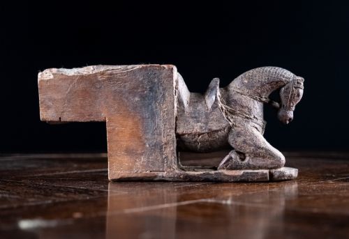 CARVED WOODEN HORSE ARCHITECTURAL ELEMENT - ADDITIONAL PHOTO 4