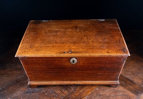 SMALL GEORGE III OAK BOX CHEST - ADDITIONAL PHOTO 7