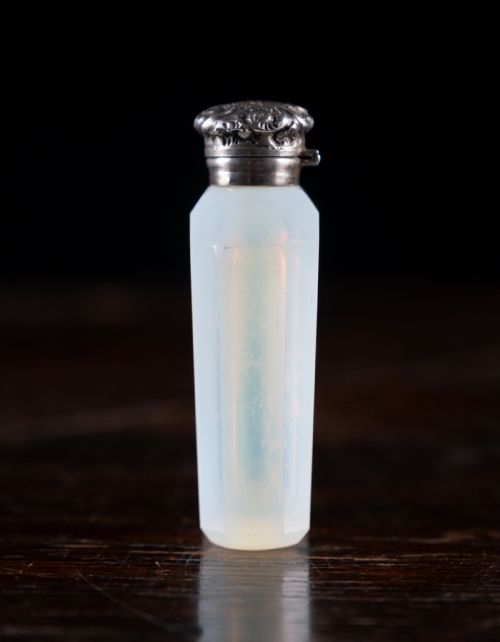 OPALINE GLASS SILVER SCENT BOTTLE BY CHARLES MAY 1903 - ADDITIONAL PHOTO 3
