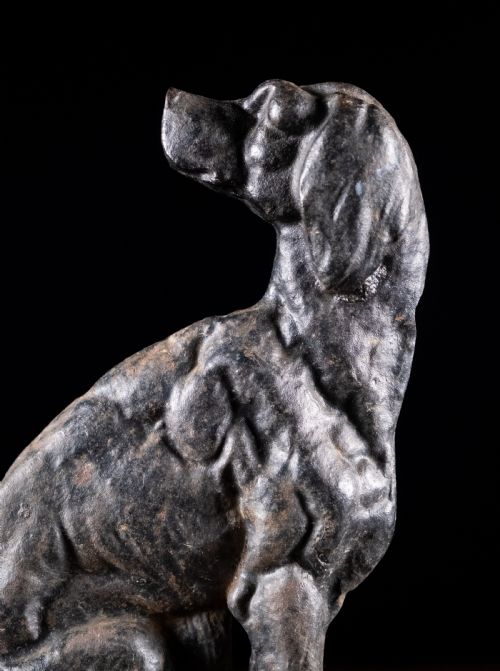 LARGE 19TH CENTURY CAST IRON DOG DOORSTOP - ADDITIONAL PHOTO 1