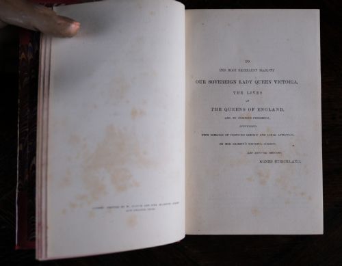 1872 QUEENS OF ENGLAND BY AGNES STRICKLAND SIX VOLUME BOOK SET - ADDITIONAL PHOTO 9