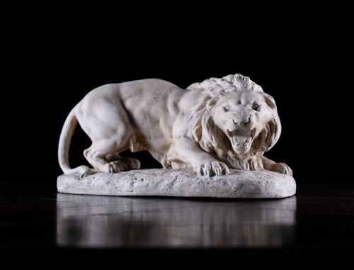 LARGE PLASTER PROWLING LION SCULPTURE - ADDITIONAL PHOTO 2