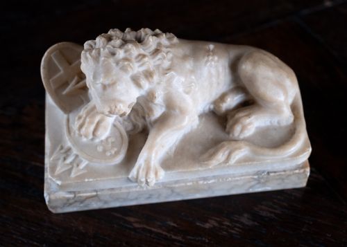 19TH CENTURY ALABASTER MARBLE LION OF LUCERNE - ADDITIONAL PHOTO 1