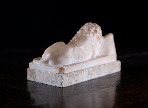 19TH CENTURY ALABASTER MARBLE LION OF LUCERNE - ADDITIONAL PHOTO 5