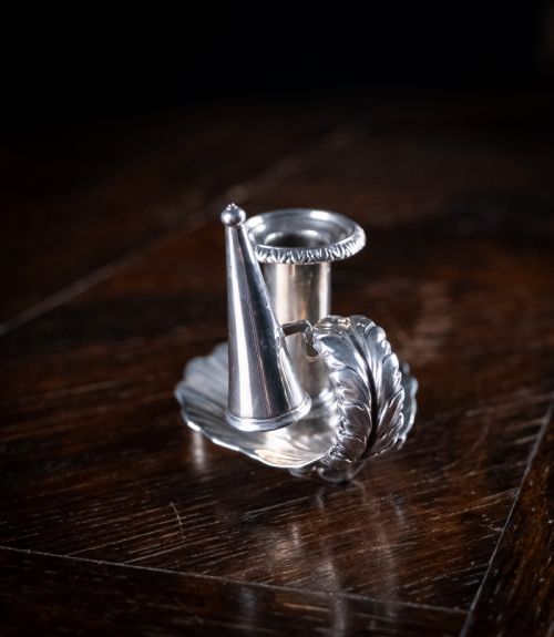 FINE SILVER CHAMBERSTICK WITH SNUFFER BY MATTHEW BOULTON 1825 - ADDITIONAL PHOTO 2