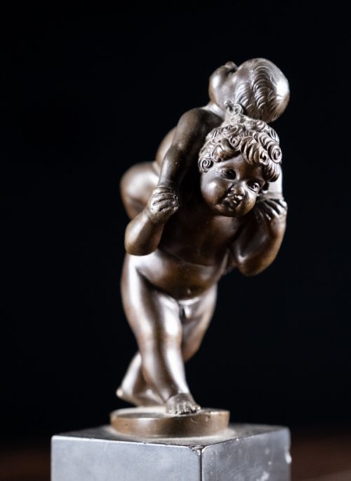 BRONZE PUTTI PLAYING PIGGYBACK AFTER LEONHARD KERN 15881662 - ADDITIONAL PHOTO 4