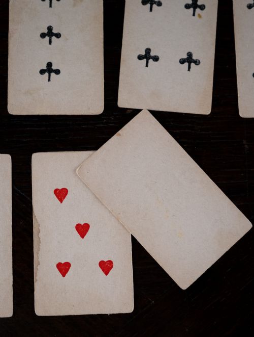 EARLY 20TH CENTURY HANDMADE PLAYING CARDS - ADDITIONAL PHOTO 3