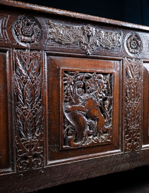17TH CENTURY CARVED OAK COFFER - ADDITIONAL PHOTO 1