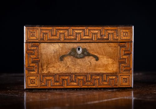 WALNUT PARQUETRY BRASS MOTHER OF PEARL INLAID TEA CADDY C1880 - ADDITIONAL PHOTO 3
