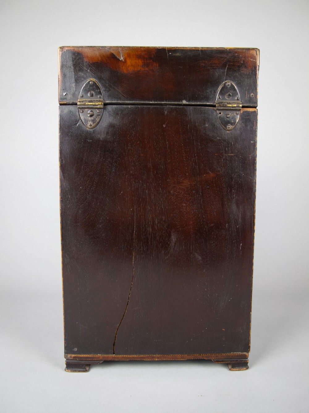 George III Flame Mahogany Cross-Banded Cutlery Box with Original Interior. View VIII