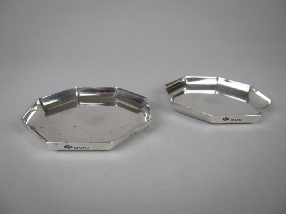 Pair of Silver Small Octagonal Trays by H Phillips Aldershot, London, 1948. View IX