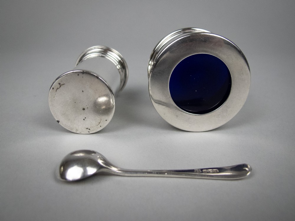 Scottish Sterling Silver Four Piece Cruet Set by James Weir, Glasgow, 1924. View VI