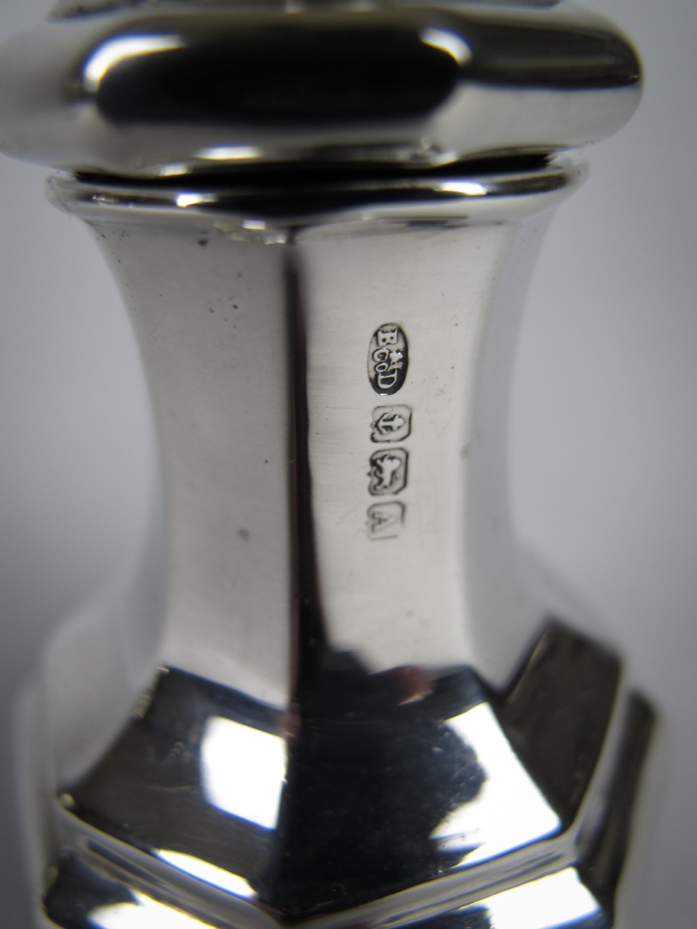 Sterling Silver Three Piece Cruet Set With Spoon by Ernest Druiff & Co, 1925. View VI