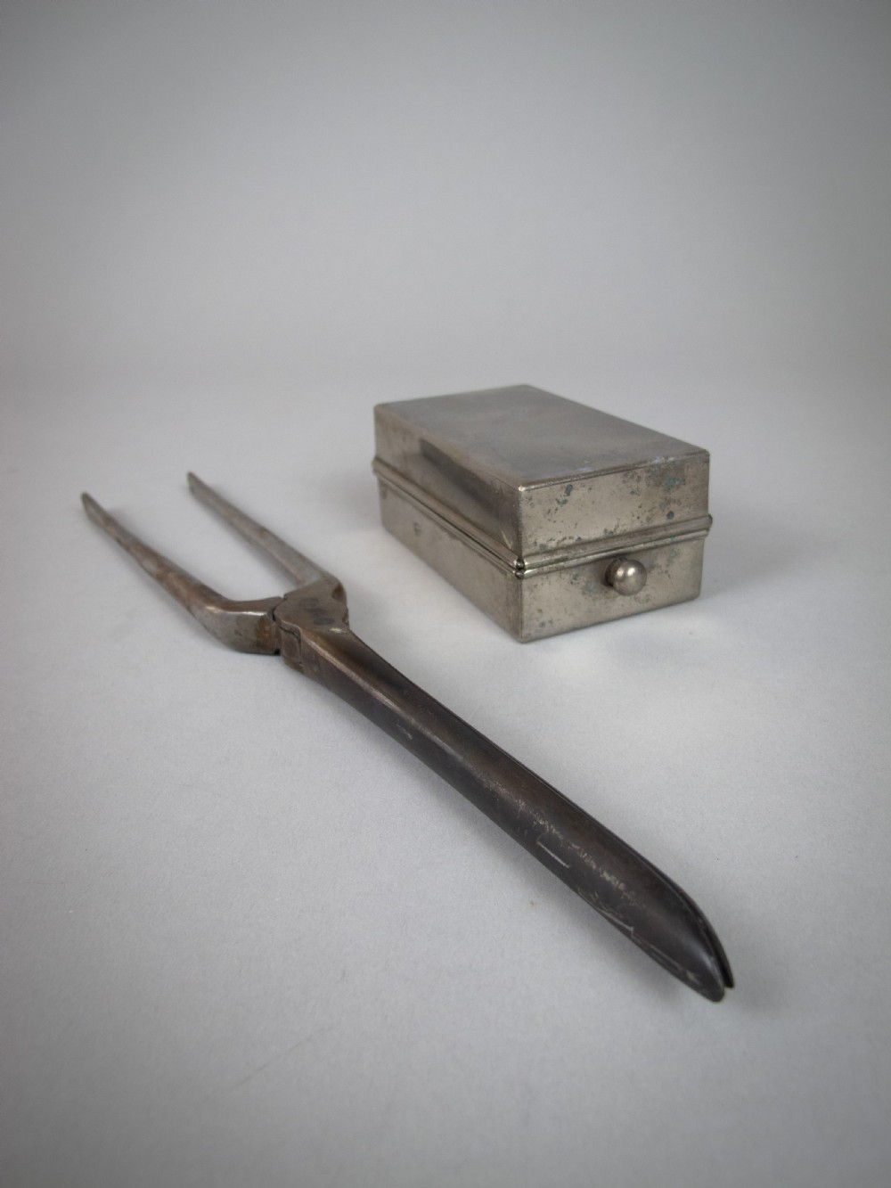 C.1920 Harrods of London Marcel Depose Acier Curling Tongs & Spirit Burner View IV
