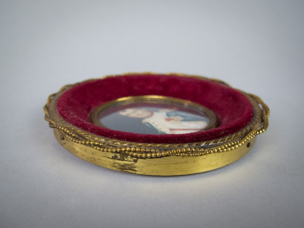 19th Century Portrait Miniature Of Napoleon Bonaparte - Velvet & Gilt Frame. View III