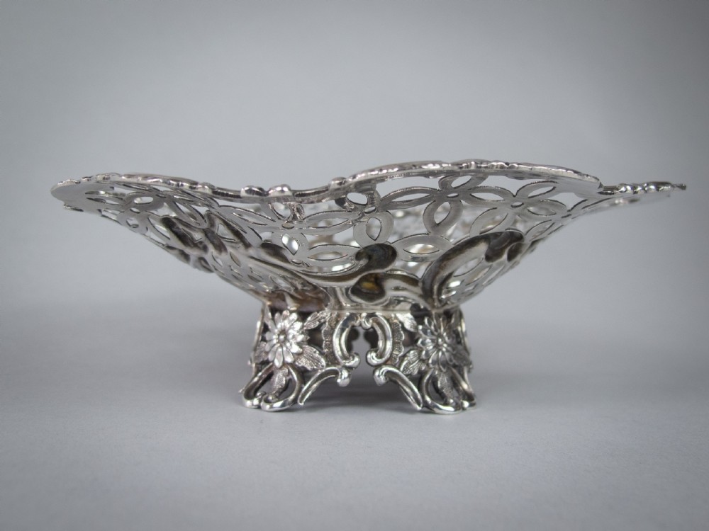 Sterling Silver Bon Bon Dish by Elkington & Co, London, 1895. View V