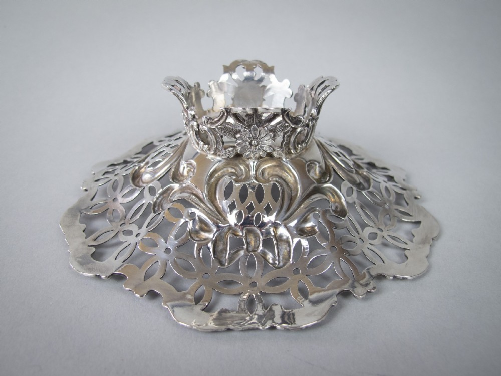 Sterling Silver Bon Bon Dish by Elkington & Co, London, 1895. View VI