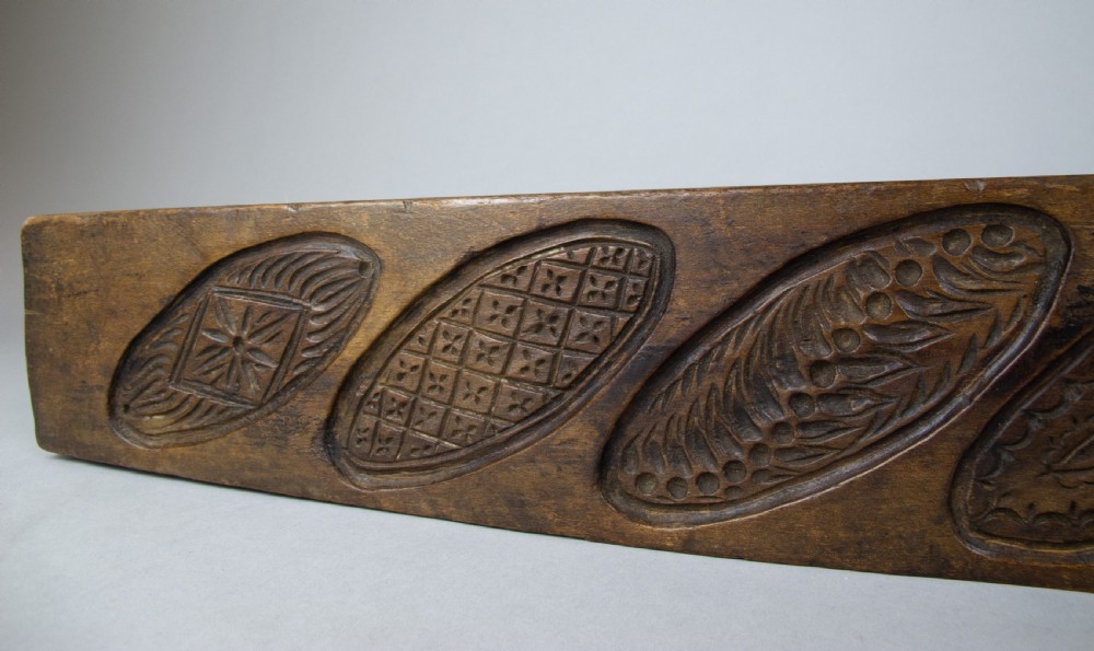 Large 19th Century Fruitwood Gingerbread Mould With Eight Floral Motifs. View III