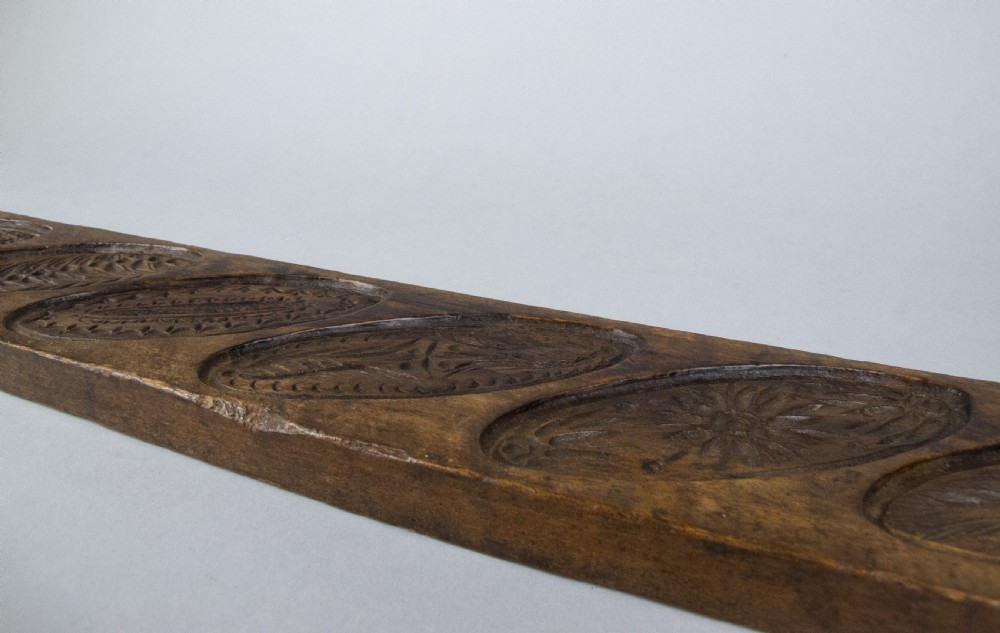 Large 19th Century Fruitwood Gingerbread Mould With Eight Floral Motifs. View VI