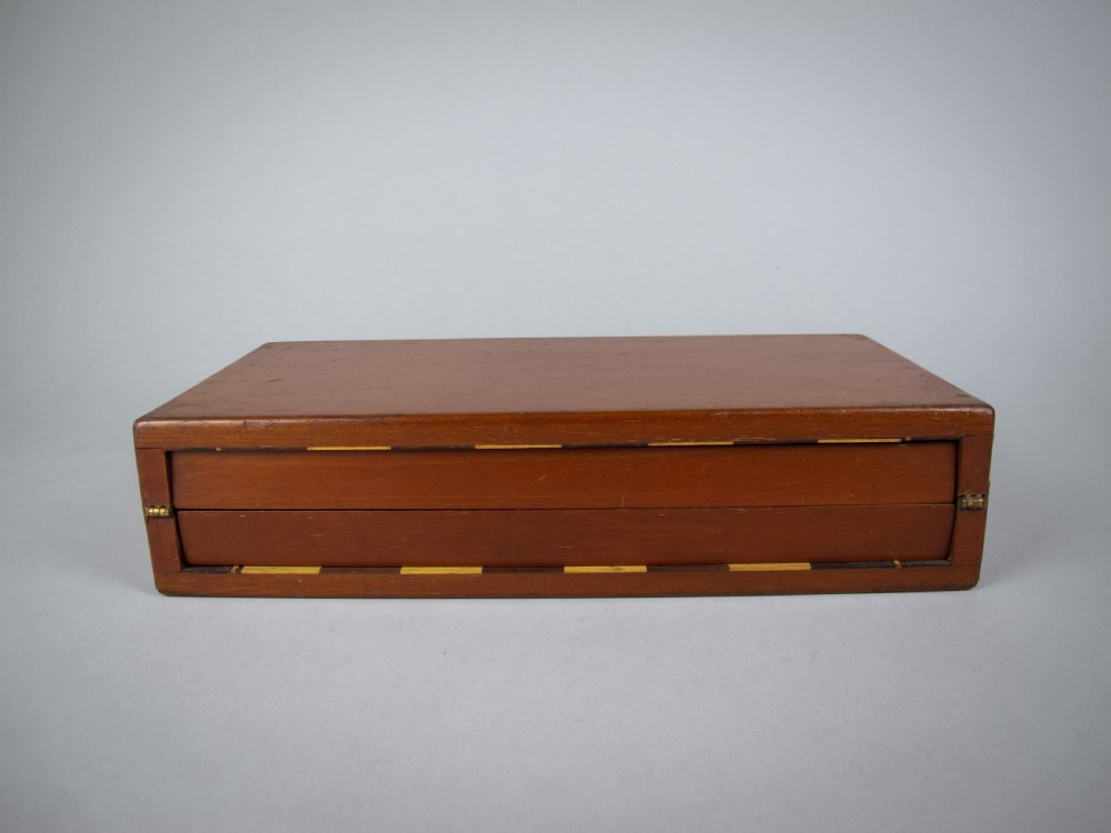 19th Century Victorian Mahogany Folding Travelling Chess Set (Complete), c.1890 View II