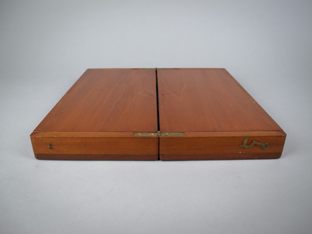 19th Century Victorian Mahogany Folding Travelling Chess Set (Complete), c.1890 View VI