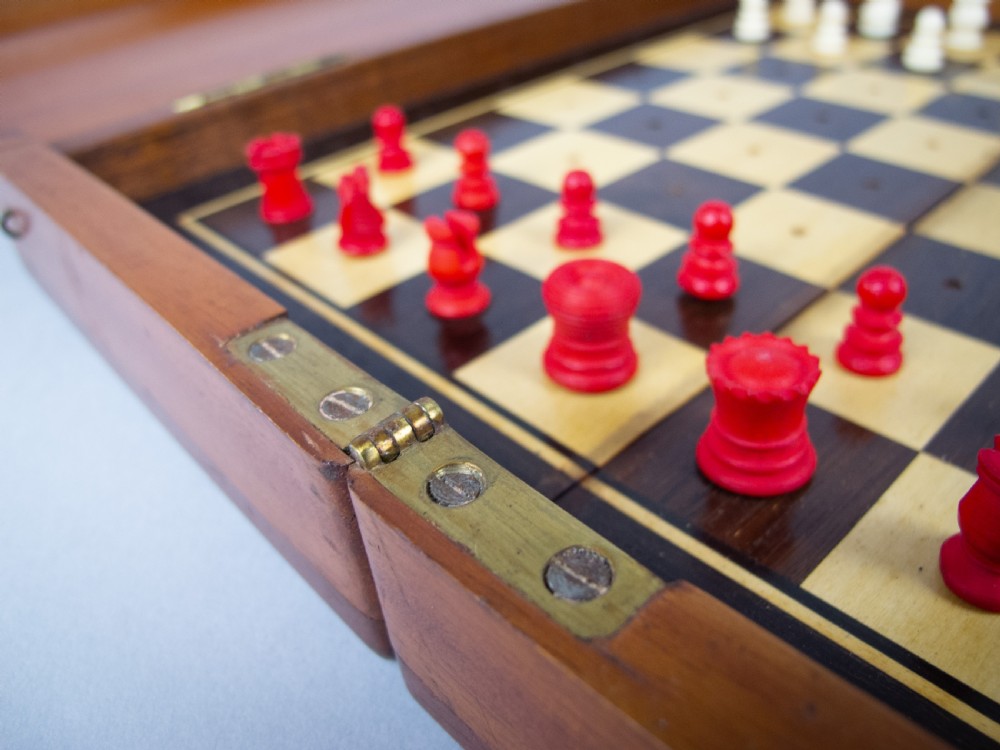 19th Century Victorian Mahogany Folding Travelling Chess Set (Complete), c.1890 View X