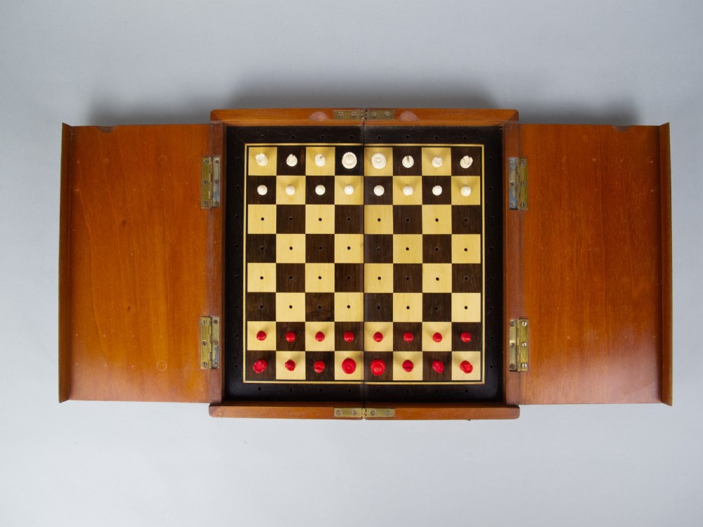 19th Century Victorian Mahogany Folding Travelling Chess Set (Complete), c.1890 View XI