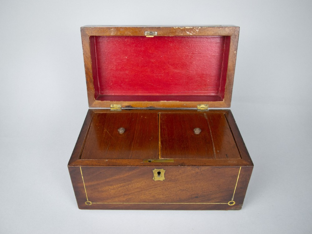 Regency George IV Mahogany & Brass Inlaid Tea Caddy With Interior Compartments. View V