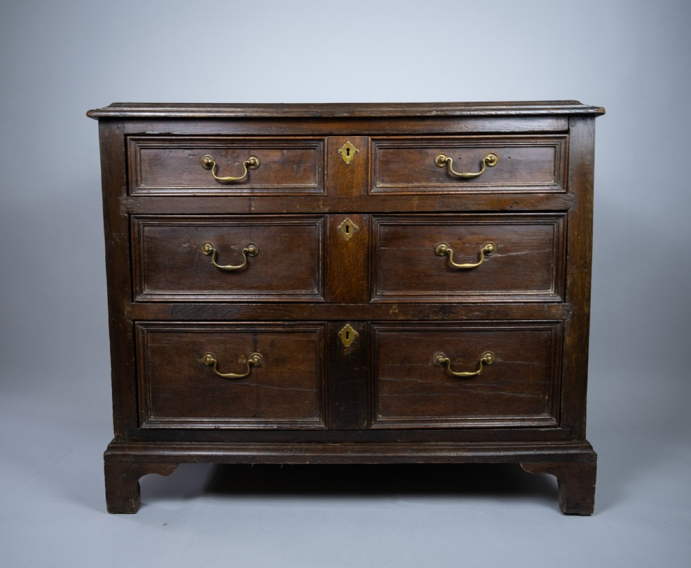 17th Century William & Mary Oak Chest Of Drawers, c.1690