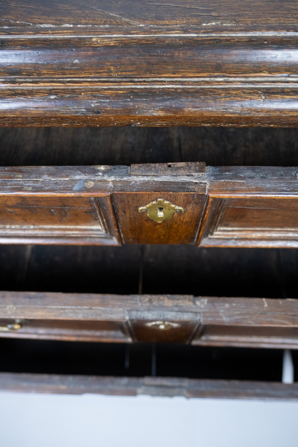 17th Century William & Mary Oak Chest Of Drawers, c.1690 View XIII