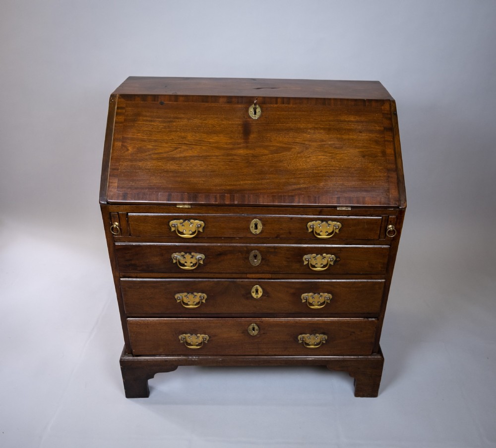 Rare Small 18th Century Mahogany Bureau, c.1760 View IV