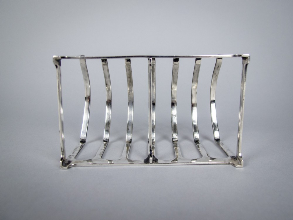 George V Sterling Silver 7 Bar Toast Rack by Adie Brothers, Birmingham, 1926 View IV