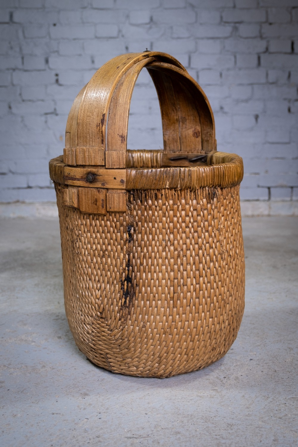 Large 19th Century Chinese Woven Rice Basket With Wooden Handle View IV