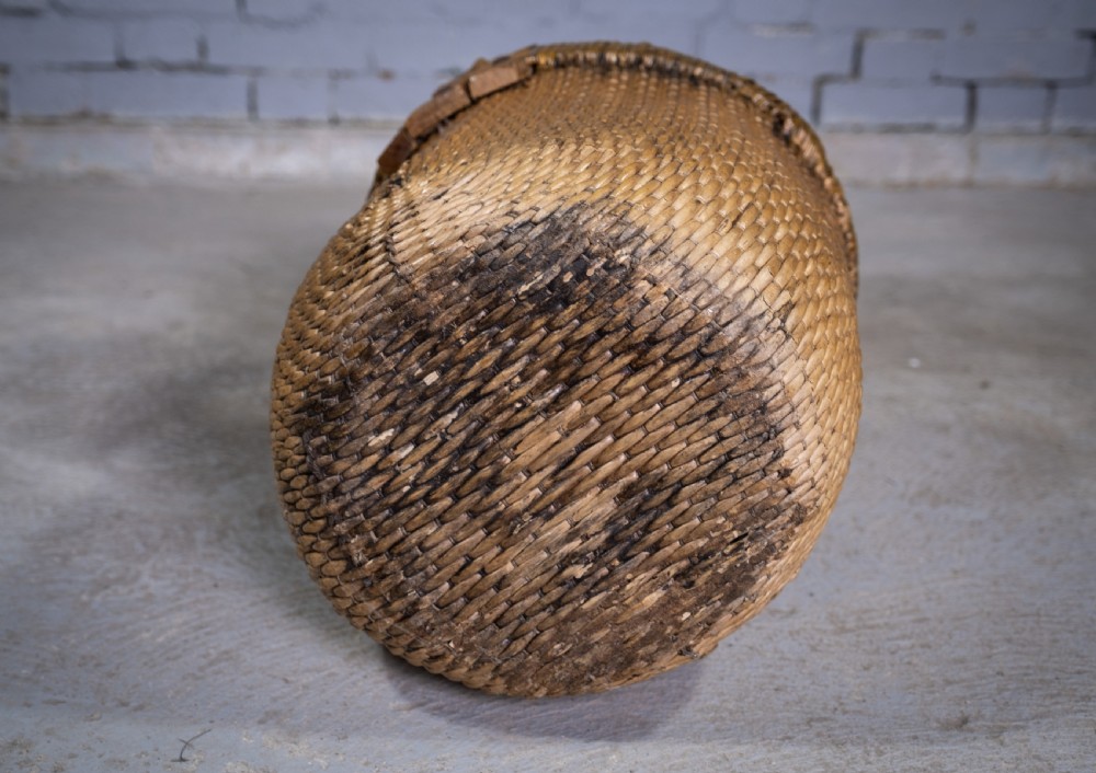 Large 19th Century Chinese Woven Rice Basket With Wooden Handle View XI