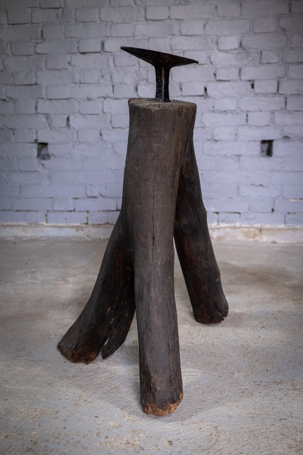 19th Century Sculptural Blacksmith's Anvil On Tripod Tree Stump Base. View VII