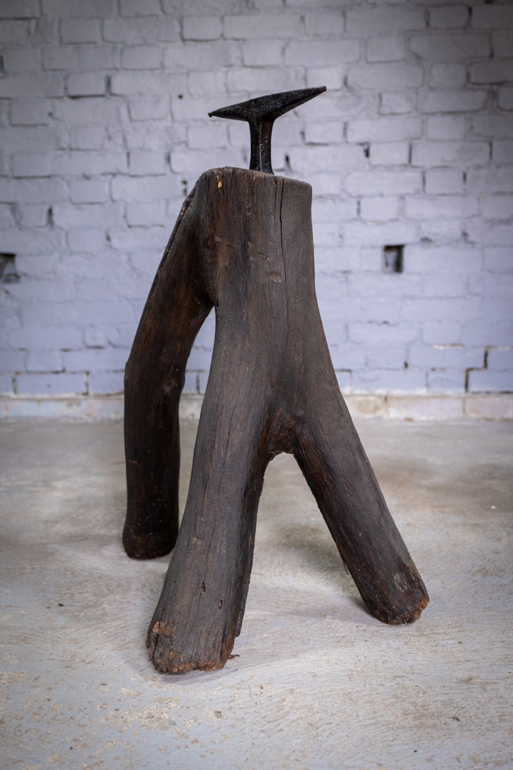 19th Century Sculptural Blacksmith's Anvil On Tripod Tree Stump Base. View VIII