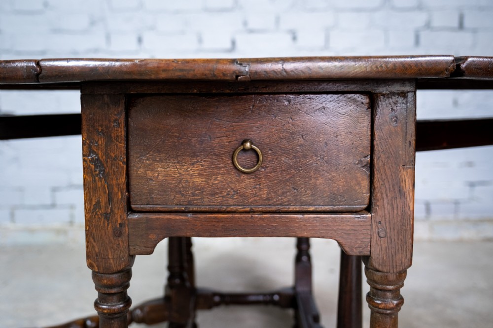 Early 18th Century English Oak Gate Leg Table With Central Drawer. View V