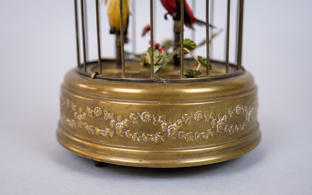Early 20th Century Swiss Singing Bird Automaton by Reuge Music, Sainte-Croix. View III