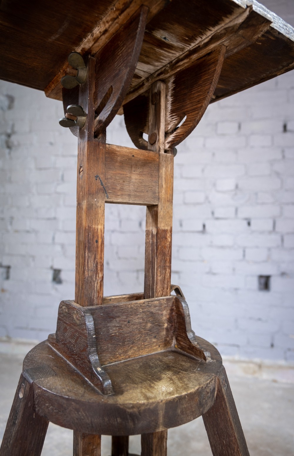 Early 20th Century Adjustable & Tilting Sculpture Stand. View XIII