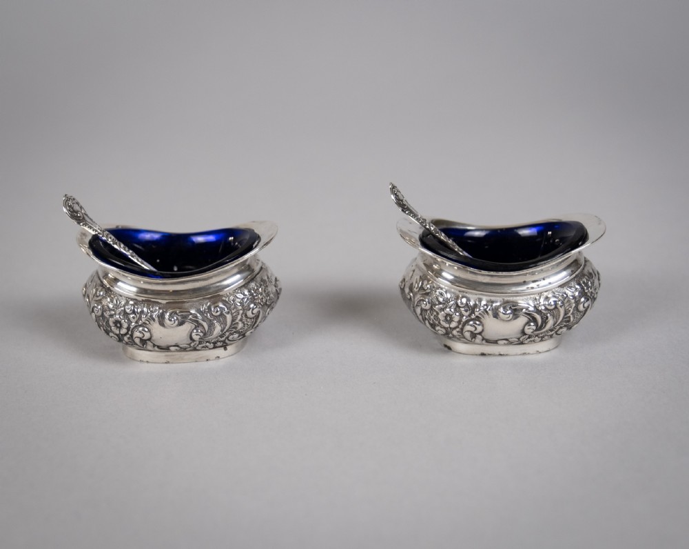 Pair Sterling Silver Salt Cellars & Matching Spoons by Joseph Gloster, Birmingham, 1905. View III