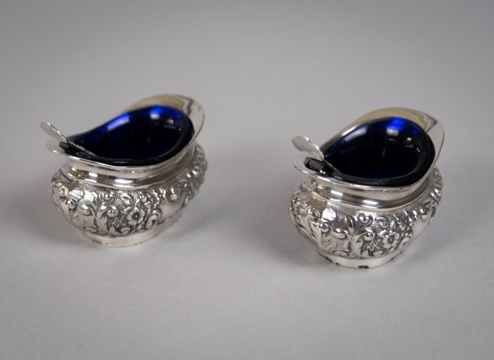 Pair Sterling Silver Salt Cellars & Matching Spoons by Joseph Gloster, Birmingham, 1905. View VI