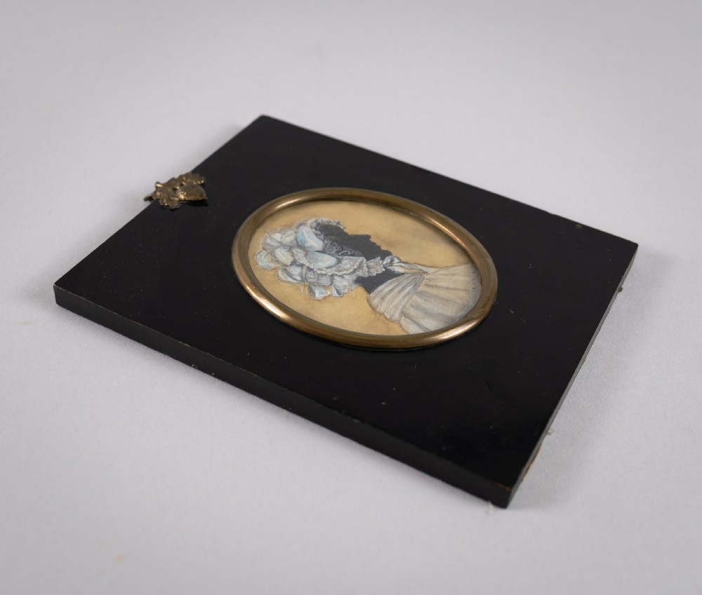 Early 19th Century Hand Painted Silhouette - Lady In Bonnet. View IV