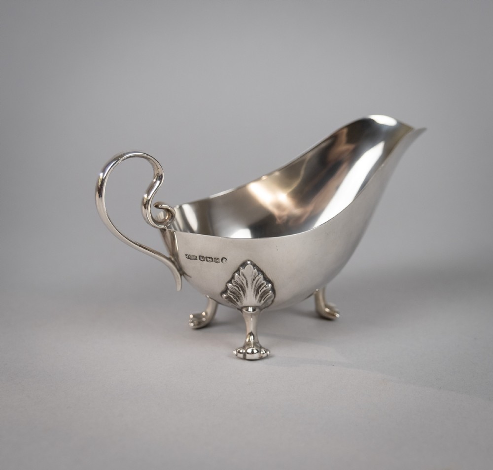 James Dixon & Sons Sterling Silver Sauce Boat - Sheffield, 1935. View IV