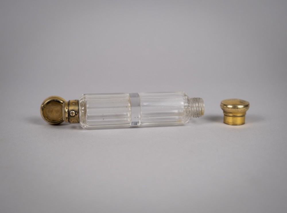 Rare Silver Gilt Double Ended Scent Bottle By John Harris, London, 1857. View V